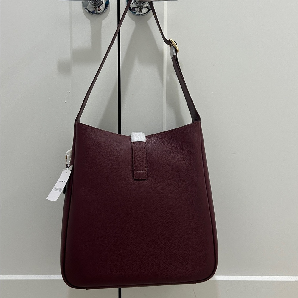 Coach (NWT) Hadley Large Shoulder Bag - Picture 15 of 16